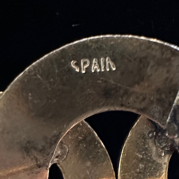 Vintage Spanish Damascene Style Gold and Silver Interlocking Brooch - Picture 4 of 4